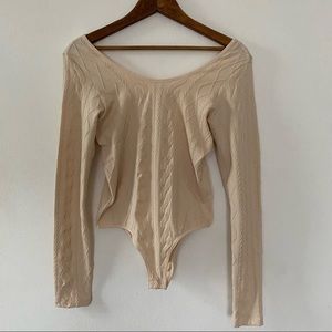 GILLY HICKS SEAMLESS CABLE KNIT BODYSUIT